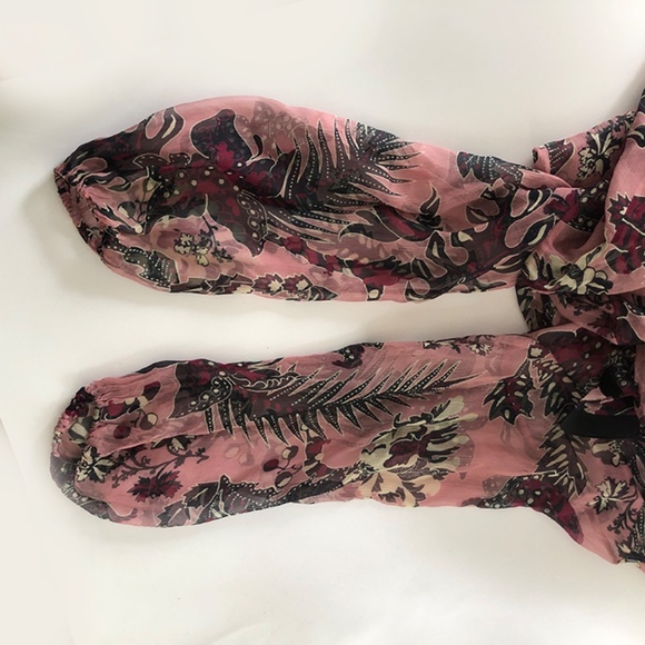 CHLOE Ruffled Cactus-Print Silk Blouse, Pink/Burgandy - Picture 11 of 12